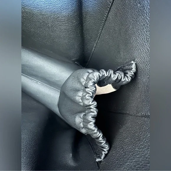 Cuyana Tote Organization Insert Black / Blush - Picture 9 of 12